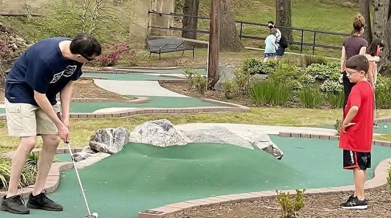 Mayor John McCormac's 2024 Miniature Golf Tournament